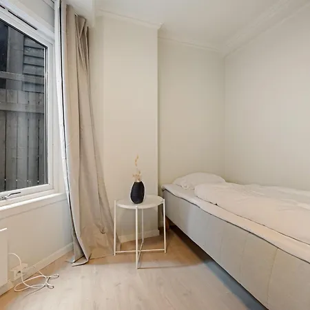 100 Sqm 5br - Newly Renovated - Center * Bergen